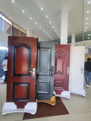 ለቪላ፣ ለአፓርትመንትና ለቢሮ የሚሆኑ Victor Door በሮች