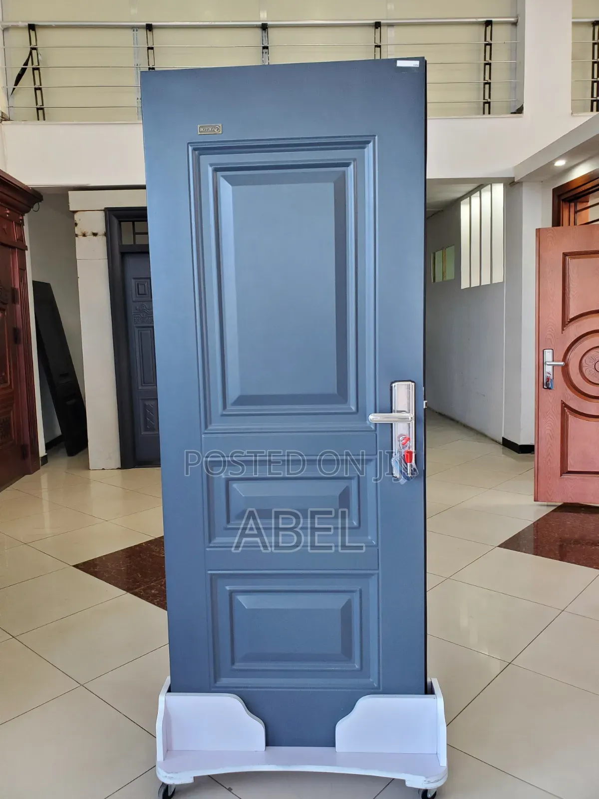 ለቪላ፣ ለአፓርትመንትና ለቢሮ የሚሆኑ Victor Door በሮች