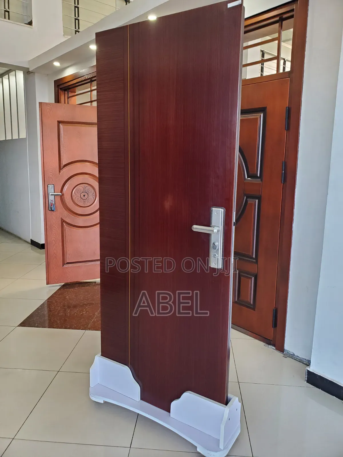 ለቪላ፣ ለአፓርትመንትና ለቢሮ የሚሆኑ Victor Door በሮች