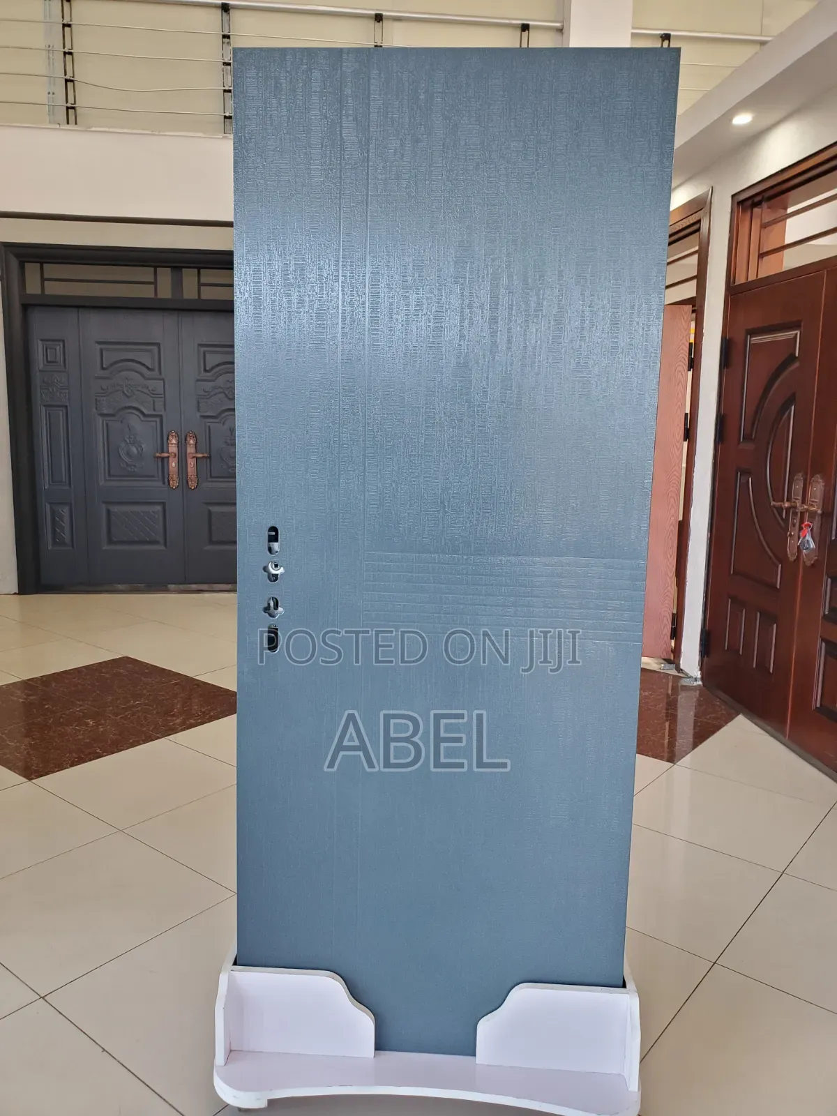 ለቪላ፣ ለአፓርትመንትና ለቢሮ የሚሆኑ Victor Door በሮች