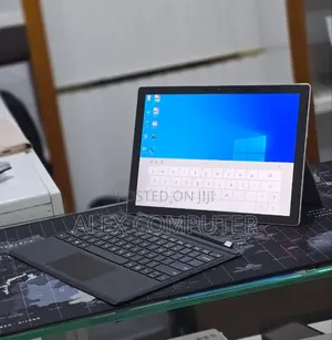New Laptop Microsoft Surface Pro 7+ 16GB Intel Core i5 SSD 256GB