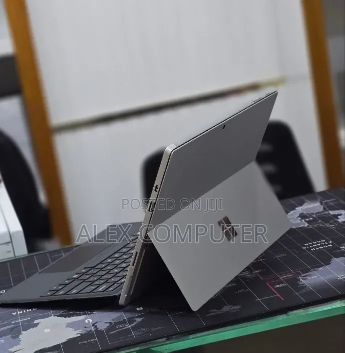 New Laptop Microsoft Surface Pro 7+ 16GB Intel Core i5 SSD 256GB