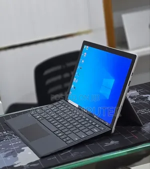 New Laptop Microsoft Surface Pro 7+ 16GB Intel Core i5 SSD 256GB