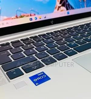 New Laptop HP EliteBook 830 G8 16GB Intel Core i5 SSD 512GB