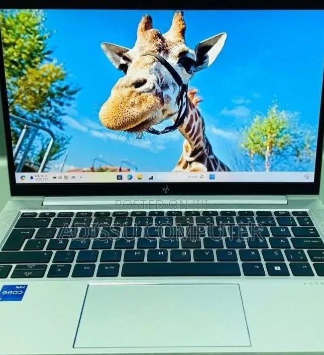 New Laptop HP EliteBook 830 G8 16GB Intel Core i5 SSD 512GB