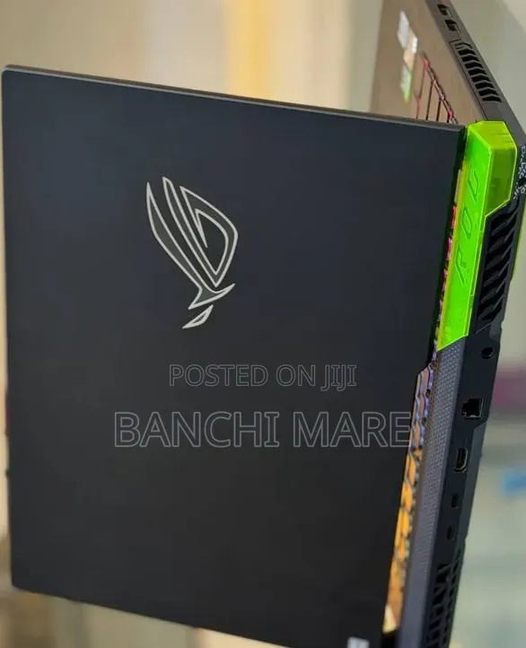 New Laptop Asus ROG Strix G15 16GB AMD Ryzen 9 SSD 512GB