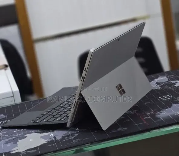 New Laptop Microsoft Surface Pro 7+ 16GB Intel Core i5 SSD 256GB