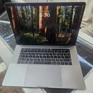 New Laptop Apple MacBook Pro 2018 16GB Intel Core i7 SSD 512GB