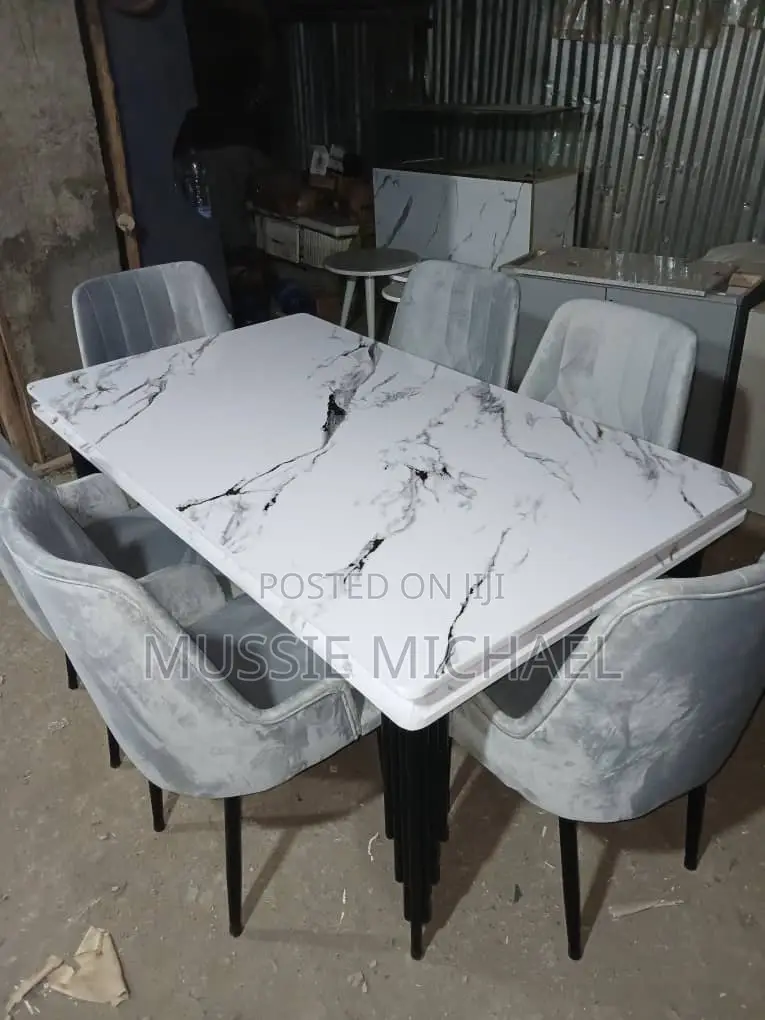 Dinning Table