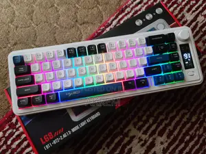 HXSJ L68 Tri-Mode(3 በአንድ)Wireless Gaming Keyboard (RGB, Screen & Knob)