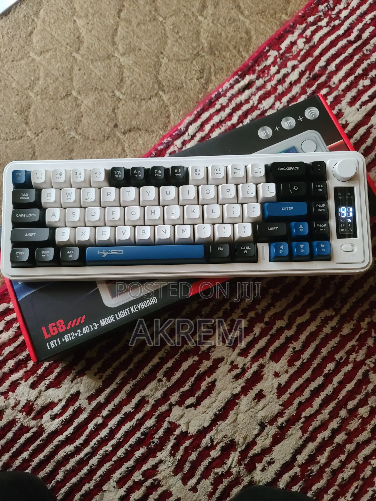 HXSJ L68 Tri-Mode(3 በአንድ)Wireless Gaming Keyboard (RGB, Screen & Knob)