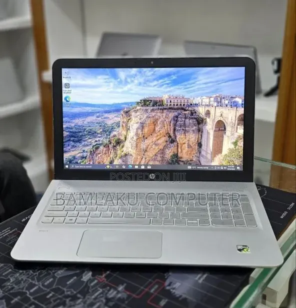 New Laptop HP Envy 15 12GB Intel Core i5 HDD+SSD 1.5T