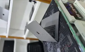 New Laptop Apple MacBook Pro 2021 M1 Max 32GB Apple M1 Max SSD 512GB