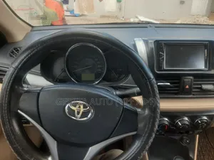 Toyota Yaris 2014
