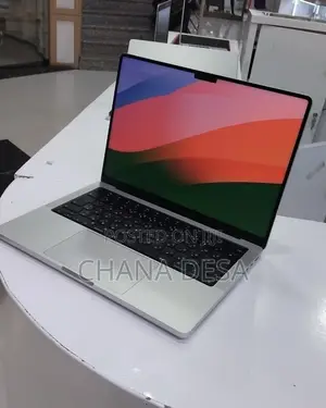 New Laptop Apple MacBook Pro 2024 M4 Pro 16GB Apple M4 Pro SSD 512GB