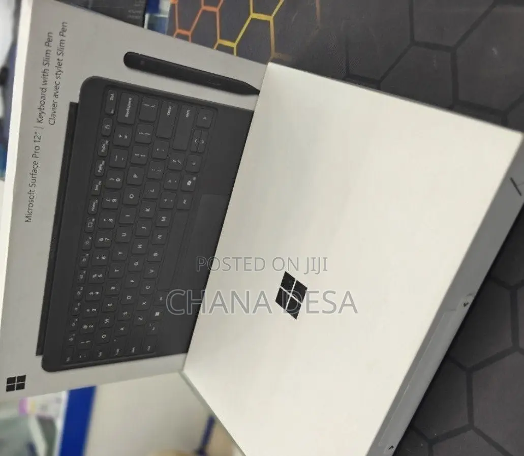 New Laptop Microsoft 16GB Qualcomm Snapdragon X Plus SSD 512GB