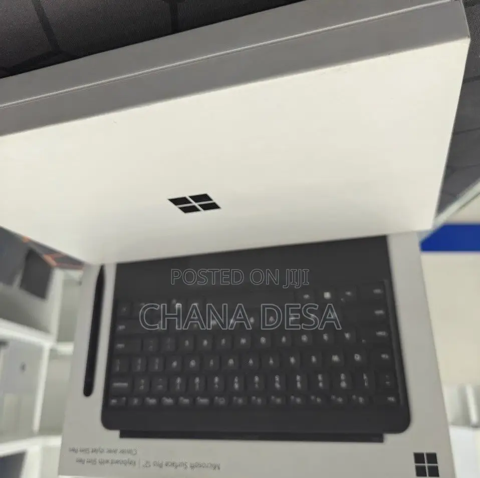 New Laptop Microsoft 16GB Qualcomm Snapdragon X Plus SSD 512GB