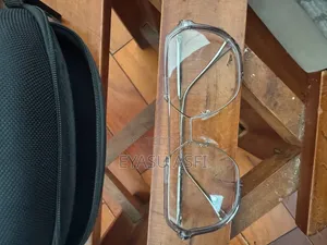 Eyeglasses