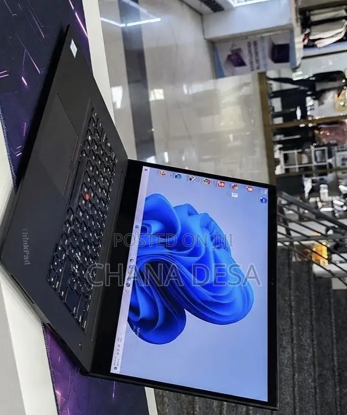 New Laptop Lenovo 16GB Intel Core i7 SSD 512GB