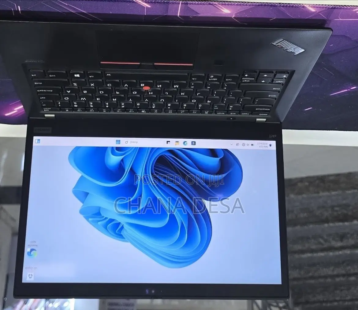 New Laptop Lenovo 16GB AMD Ryzen 5 SSD 512GB