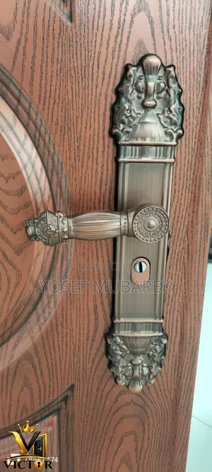 ቪክቶር በር – የቤትዎ የLuxury Identity