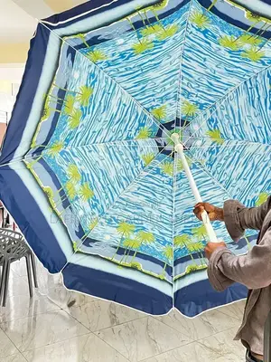 Outdoor Garden Umbrella (With Stand) የውጭ ጥላ (ከነመቆሚያ)