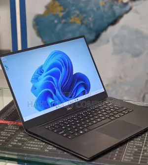 New Laptop Dell XPS 15 16GB Intel Core i5 SSD 512GB