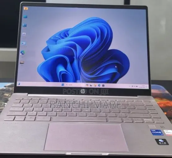 New Laptop HP Pavilion 14 16GB Intel Core i7 SSD 512GB