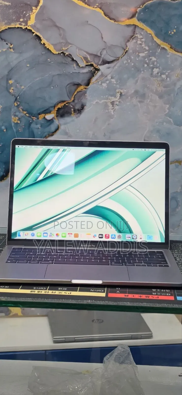 New Laptop Apple MacBook Pro 2022 M2 8GB Apple M2 SSD 256GB