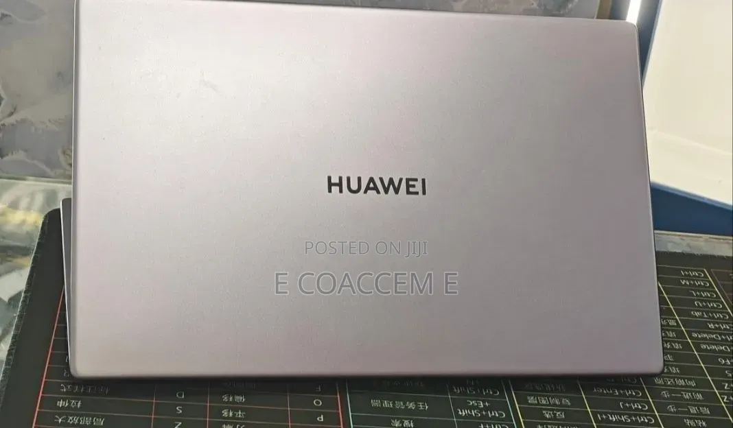 New Laptop Huawei 8GB Intel Core i3 SSD 256GB
