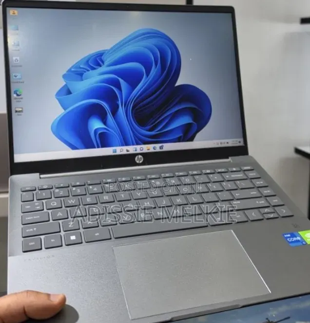 New Laptop HP Pavilion 15t 16GB Intel Core i5 SSD 512GB