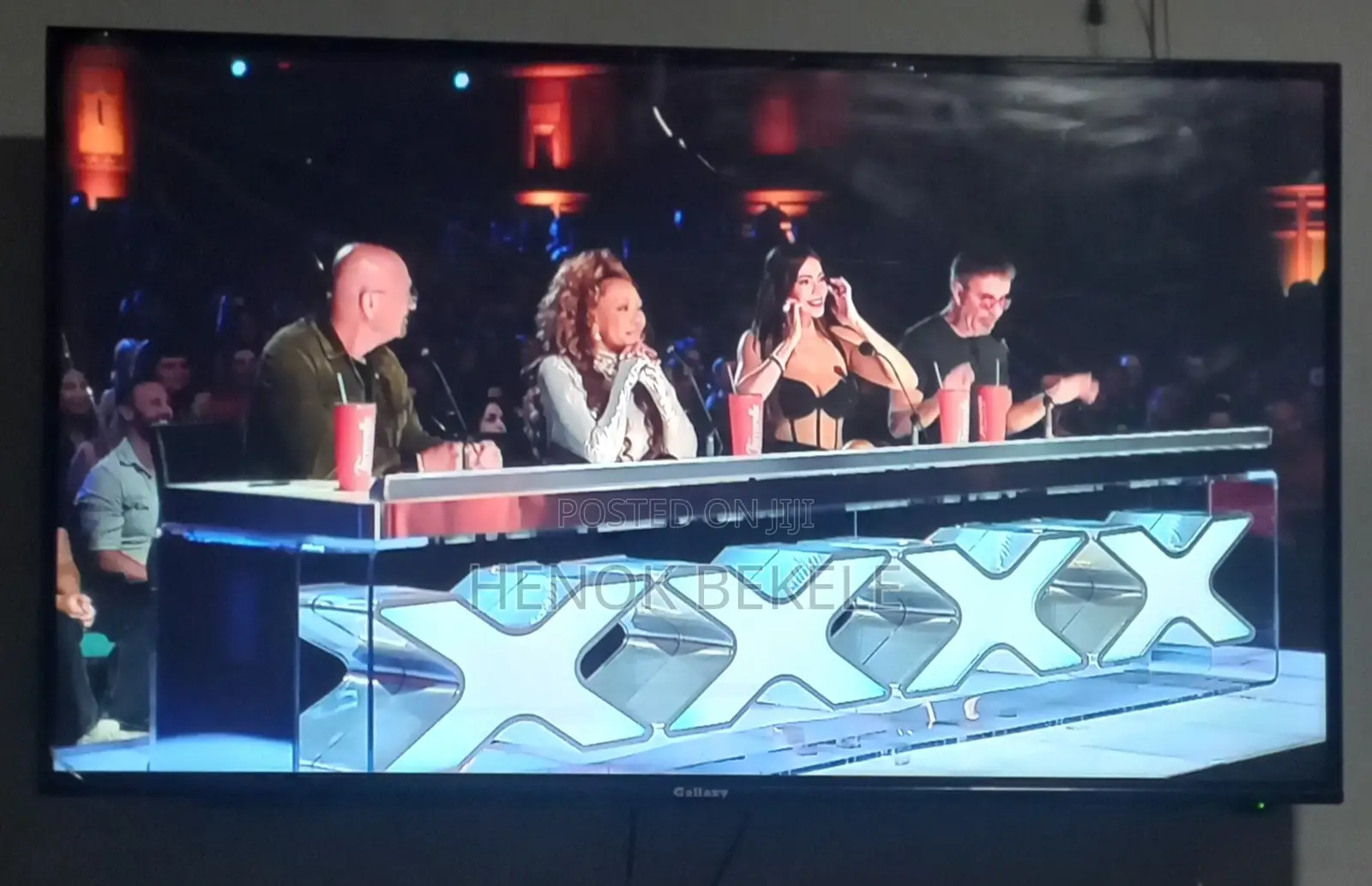 Gallaxy TV 43"