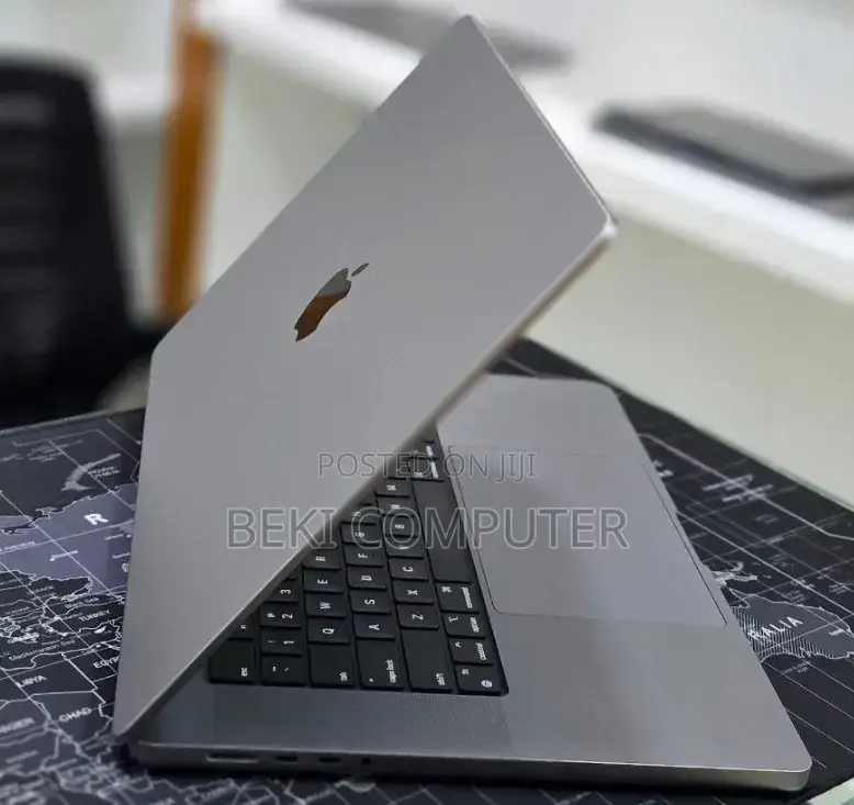 New Laptop Apple MacBook Pro 2021 M1 Max 32GB Apple M1 SSD 512GB