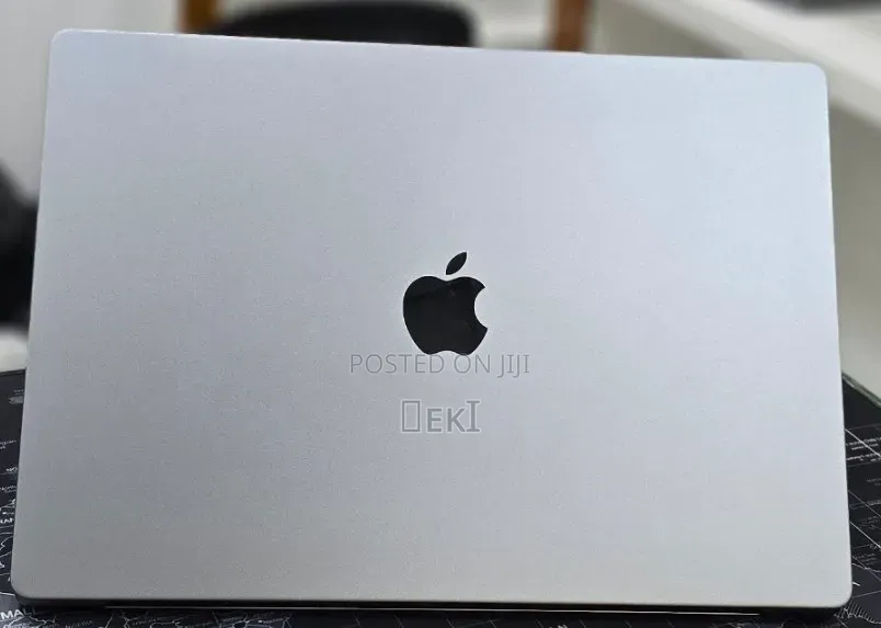 New Laptop Apple MacBook Pro 2021 M1 Max 32GB Apple M1 SSD 512GB
