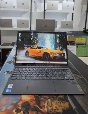 New Laptop Lenovo 16GB Intel Core i5 SSD 512GB