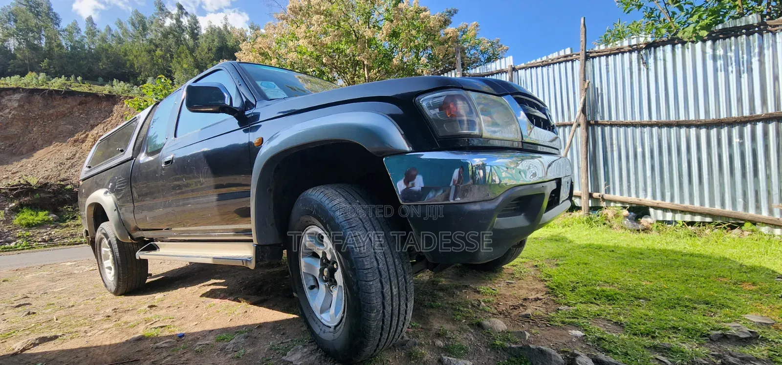 Toyota Hilux 2004 Black