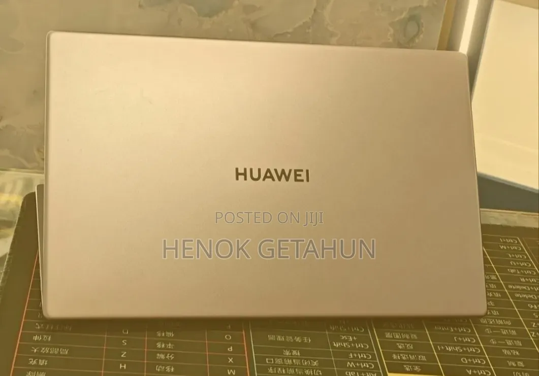 New Laptop Huawei 8GB Intel Core i3 SSD 256GB