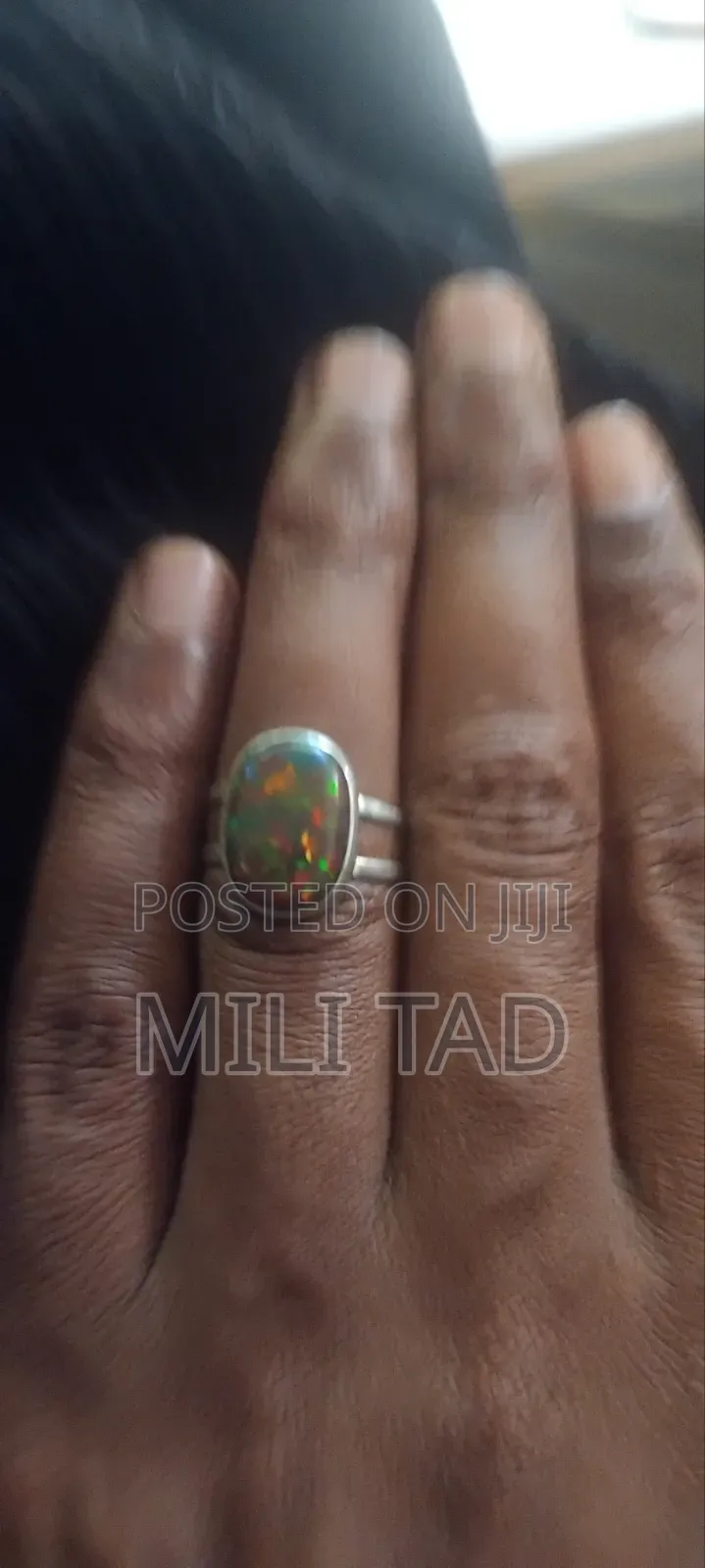ቀለበት እንገዛላን እንሸጣለን