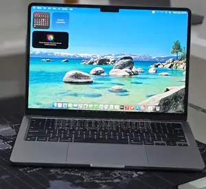 New Laptop Apple MacBook Air 2022 M2 16GB Apple M2 SSD 256GB