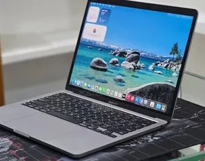 New Laptop Apple MacBook Pro 2022 M2 16GB Apple M2 SSD 512GB