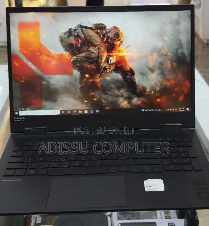 New Laptop HP OmniBook 5 16" 16GB Intel Core i7 SSD 512GB
