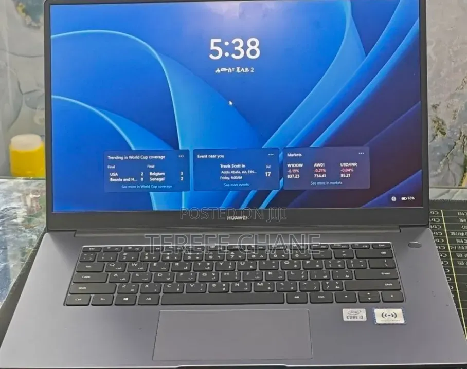 New Laptop Huawei MateBook 13 WRT-W19E 8GB Intel Core i3 SSD 256GB
