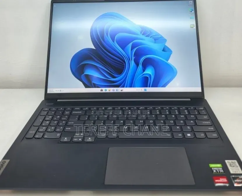 New Laptop Lenovo IdeaPad 1 16GB AMD Ryzen 7 SSD 512GB