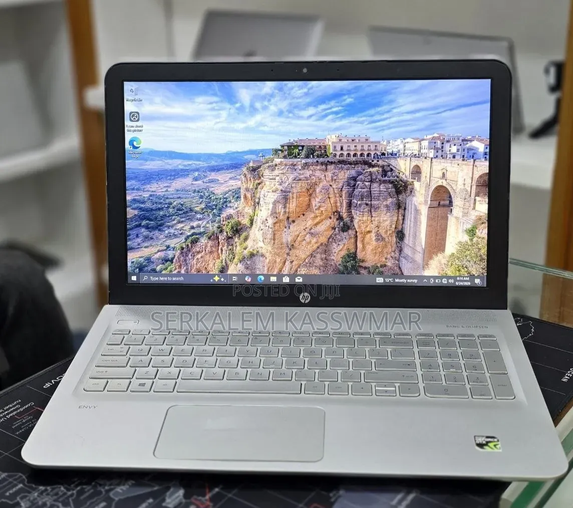 New Laptop HP Envy 15 12GB Intel Core i5 HDD+SSD 1T