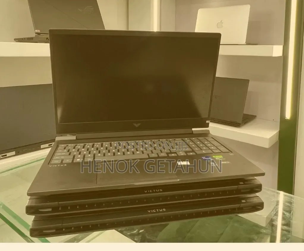 New Laptop HP Victus 16 16GB Intel Core i7 SSD 1T