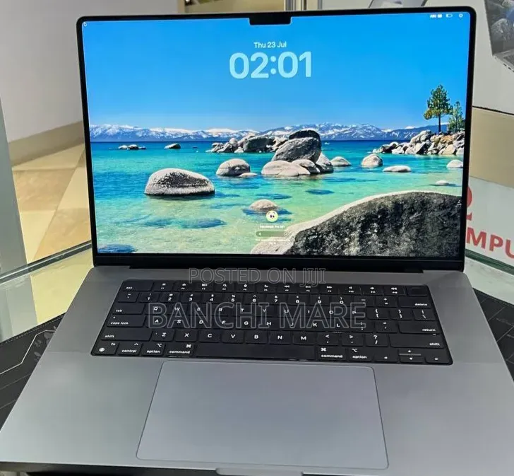 New Laptop Apple MacBook Pro 2021 M1 32GB Apple M1 SSD 512GB