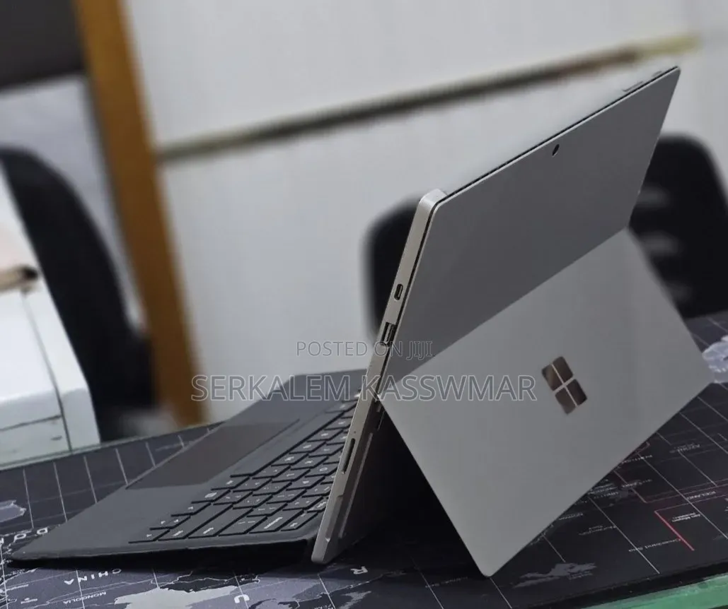 New Laptop Microsoft Surface Pro 7+ 16GB Intel Core i5 SSD 256GB
