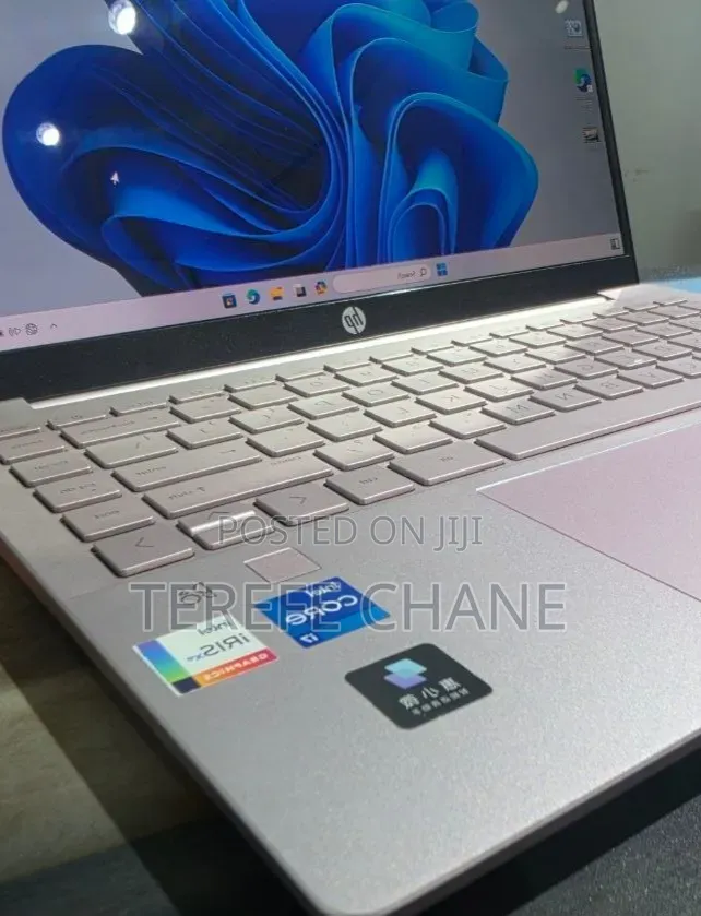 New Laptop HP Pavilion 14 16GB Intel Core i7 SSD 512GB