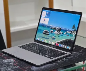 New Laptop Apple MacBook Pro 2022 M2 16GB Apple M2 SSD 512GB
