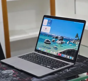 New Laptop Apple MacBook Pro 2022 M2 16GB Apple M2 SSD 512GB